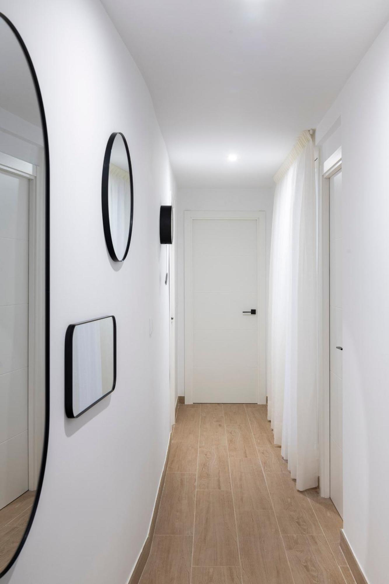 Alohamundi Plaza Nueva Apartment Seville Ngoại thất bức ảnh