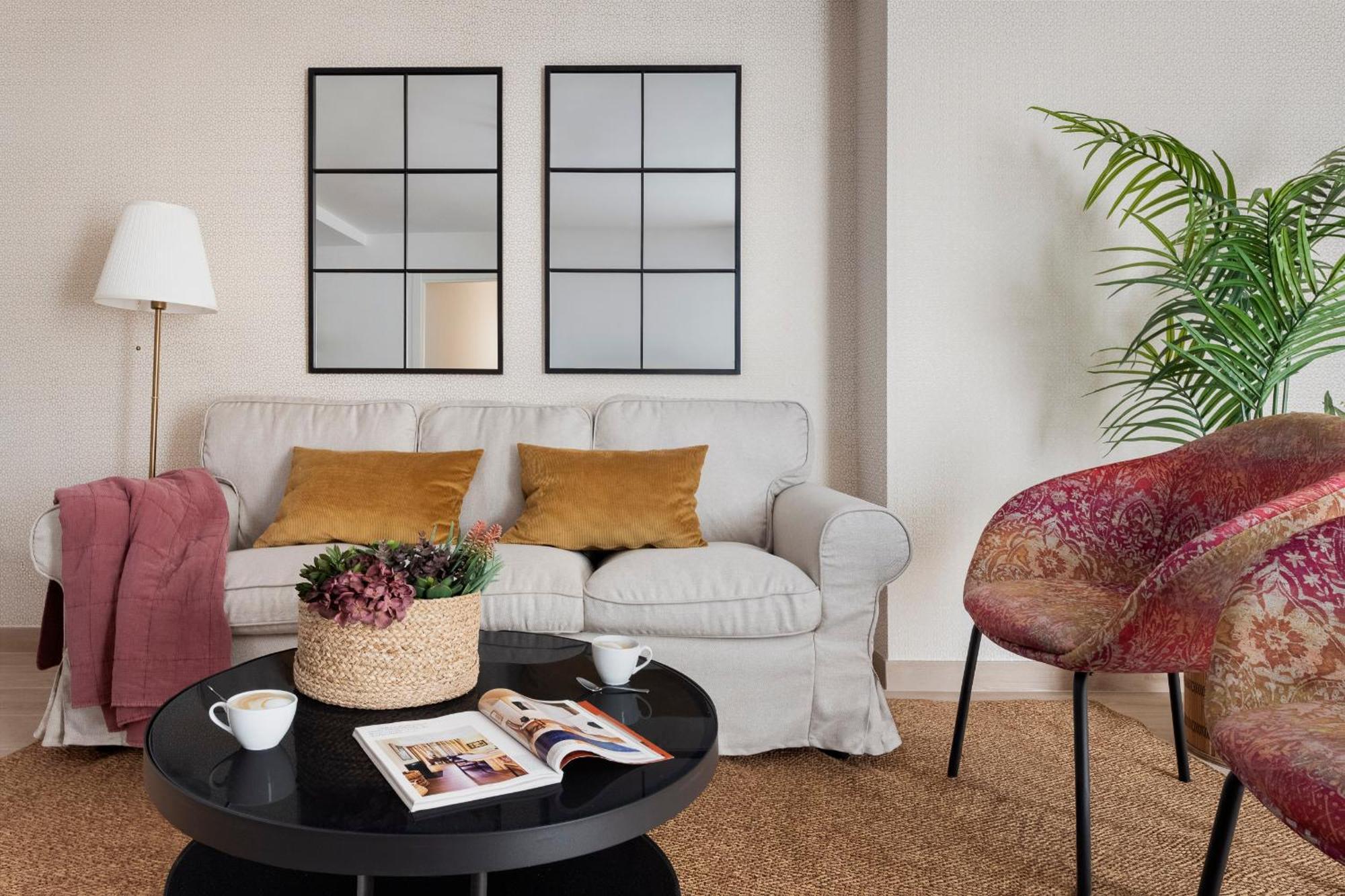 Alohamundi Plaza Nueva Apartment Seville Ngoại thất bức ảnh