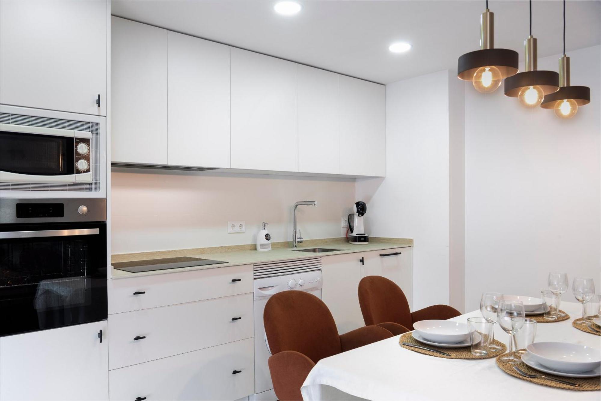Alohamundi Plaza Nueva Apartment Seville Ngoại thất bức ảnh