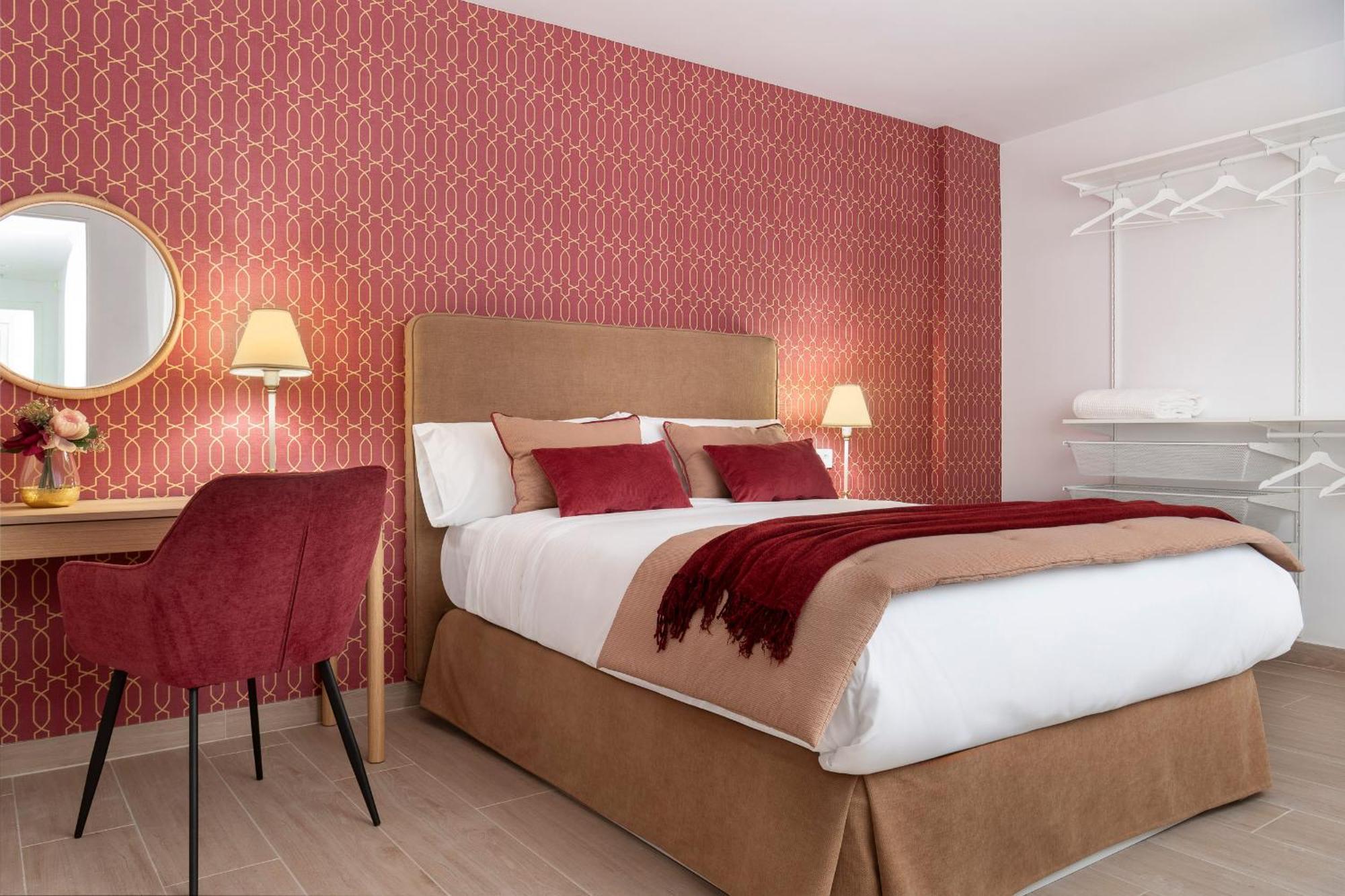 Alohamundi Plaza Nueva Apartment Seville Ngoại thất bức ảnh